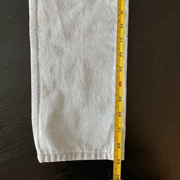 Vintage light wash jeans - Picture 11 of 15